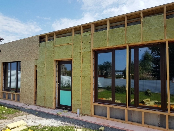 Утепление фасада дома: материалы, технологии и инструкции по монтажу